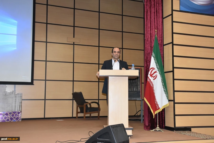 مراسم تجلیل از دانشجویان ممتاز