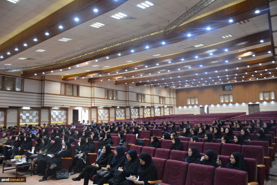 برگزاری همایش "رایانش ابری و مجازی سازی، فرصت های کارآفرینی و کسب و کار"  6