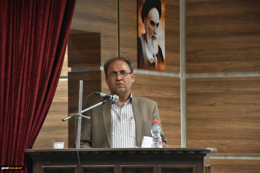 مراسم تجلیل از دانشجویان برتر  دانشکده فنی شهید صدوقی