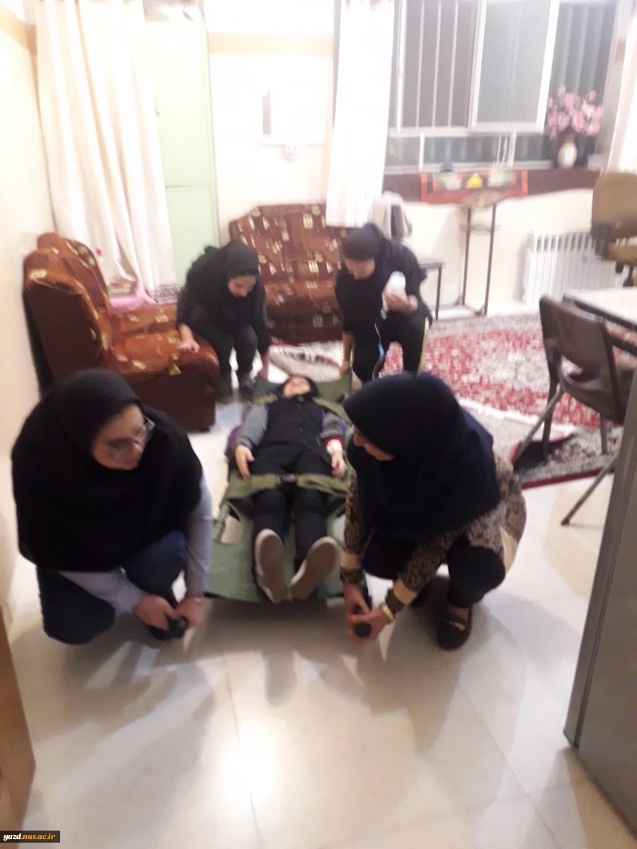 برگزاری مانور زلزله درآموزشکده فنی دختران حضرت رقیه (س) 2