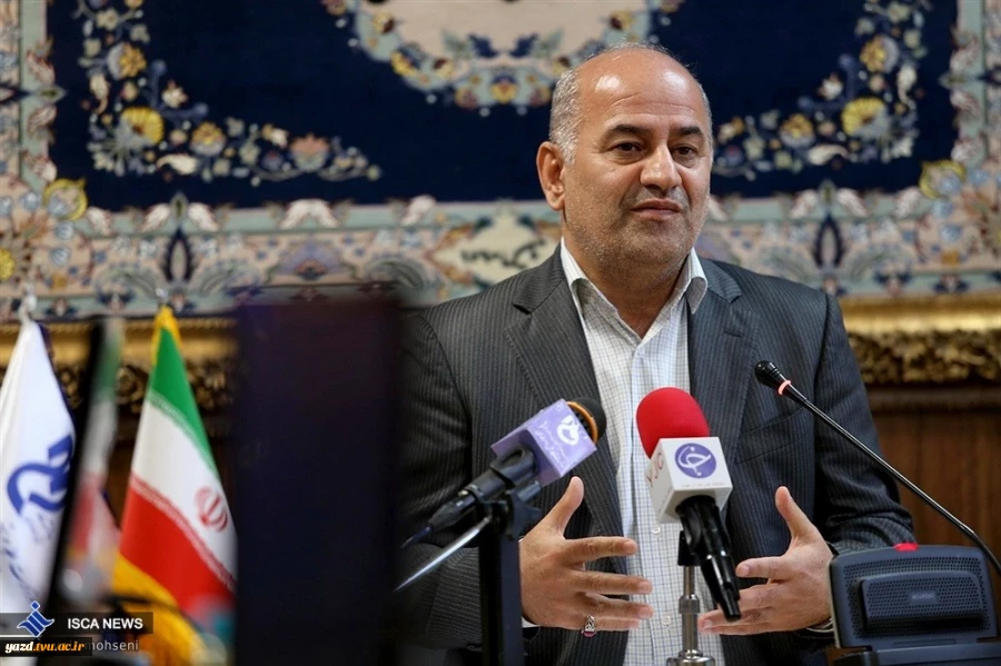 رئیس دانشگاه فنی و حرفه ای کشور:
آماده سازی دانش آموزان برای کنکور، راه اشتباه نظام آموزشی است