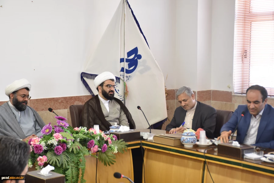 برگزاری جلسه شورای استانی هماهنگی فعالیت های قرانی دانشگاههای استان یزد در دانشگاه فنی و حرفه ای استان یزد