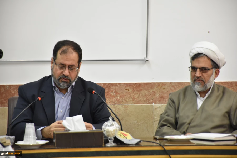 برگزاری جلسه هم اندیشی رابطین ، مشاورین و مسئولین فرهنگی در دانشگاه فنی و حرفه ای استان یزد 4