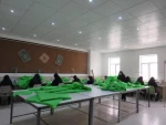 مشارکت اساتید، دانشجویان و همکاران آموزشکده فنی دختران میبد در دوخت و آماده سازی لباسهای بیمارستانی 8