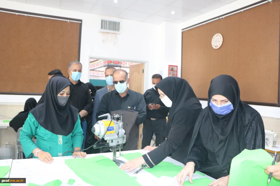 بازدید نماینده مردم میبد و تفت در مجلس شورای اسلامی از آموزشکده فنی دختران میبد 2