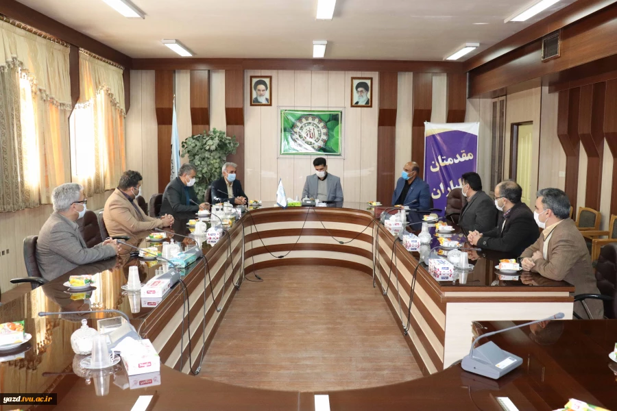 بازدید رئیس فدراسیون هندبال کشور به همراه رئیس هیئت هندبال استان یزد از آموزشکده فنی امام علی (ع) یزد 2
