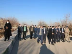 بازدید مسئولین شهرستان میبد و رییس دانشگاه فنی استان و هیات همراه از آموزشکده فنی دختران میبد 3