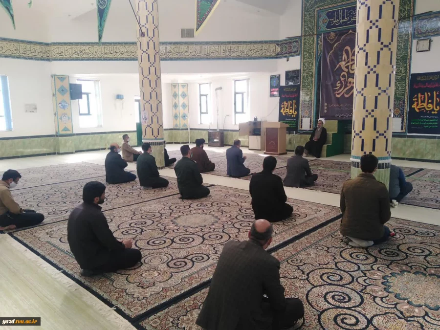 برگزاری مراسم شهادت حضرت فاطمه (س) در آموزشکده  فنی شهید مطهری تفت  2
