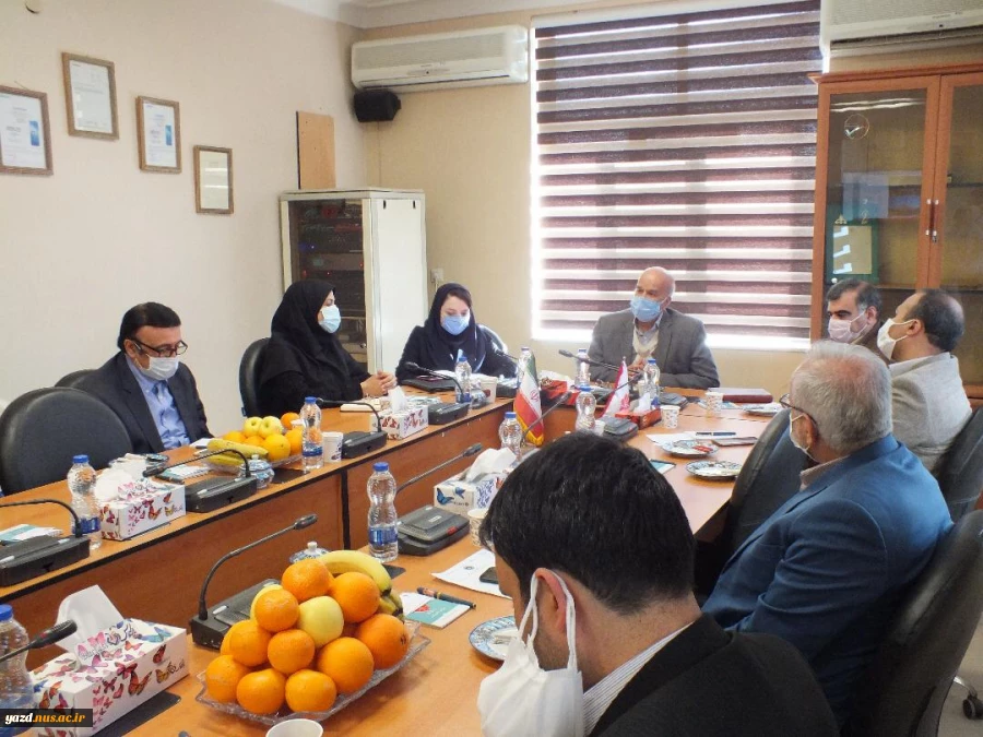 برگزاری جلسه مرکز علم و کار در شرکت الکترو کویر یزد با حضورکارشناس نظارت و ارزیابی دانشگاه فنی استان یزد: 5