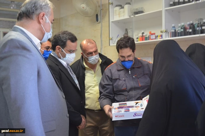 بازدید معاون پژوهشی و اعضای هیات علمی دانشگاه فنی و حرفه ای استان یزد از کارخانه رز تحریر 5