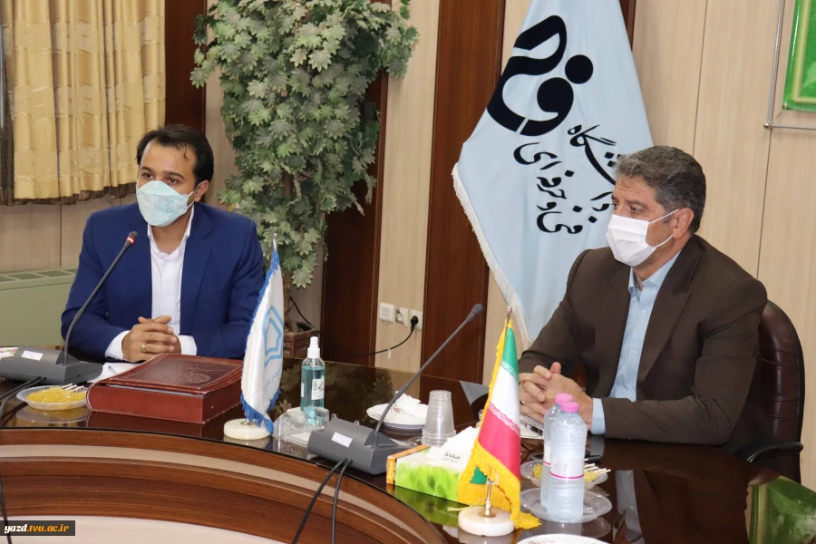بازدید دکتر زمانی معاون اداری، مالی و مدیریت منابع دانشگاه فنی و حرفه ای و هیات همراه از آموزشکده فنی امام علی (ع) یزد 4