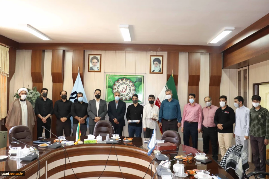 مراسم تکریم و معارفه مسئول بسیج دانشجویی آموزشکده فنی امام علی(ع)یزد برگزار شد. 2