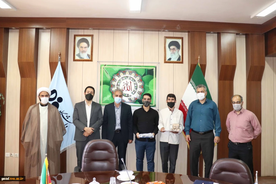 مراسم تکریم و معارفه مسئول بسیج دانشجویی آموزشکده فنی امام علی(ع)یزد برگزار شد. 5