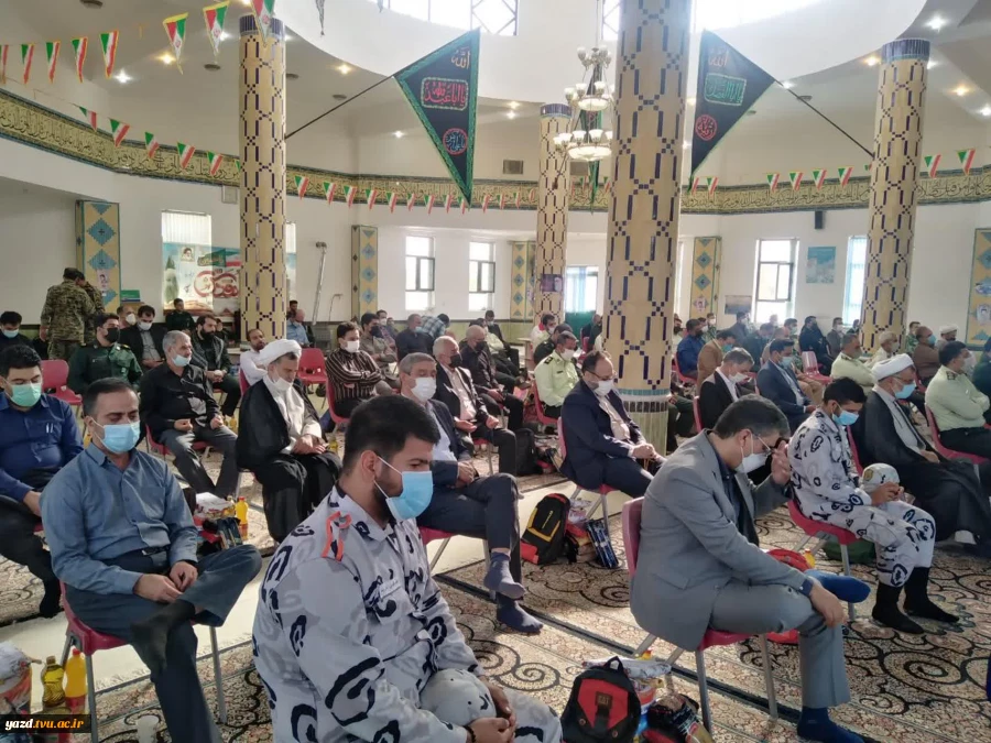 گرامیداشت هفته دفاع مقدس در دانشکده فنی شهید مطهری تفت 8