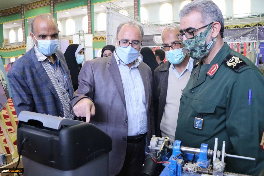 برگزاری غرفه دستاوردهای پژوهشی آموزشکده فنی امام علی(ع) در جشنواره جهادگران علم و فناوری استان یزد 3