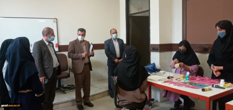 بازدید آقای مخدومی نماینده هیئت نظارت دانشگاه فنی و حرفه ای کشوراز آموزشکده فنی دختران یزد- حضرت رقیه (س) 6