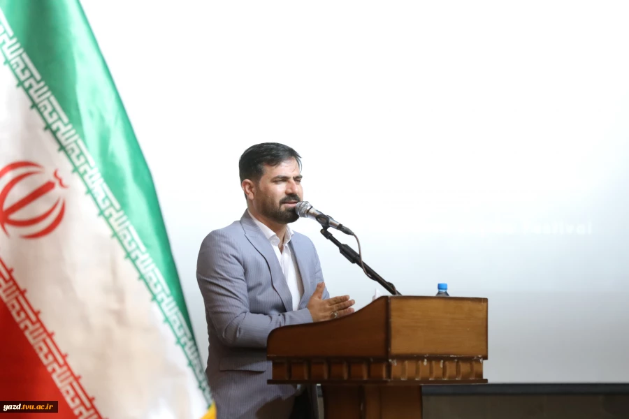 جشنواره ملی کاجینو در اختتامیه مراسم خود نشان داد که هیچ گیاهی غیر مثمر نیست  11