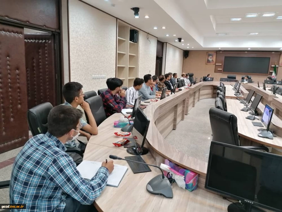 برگزاری سمینار قوانین اساسی بازاریابی مدرن در ابرکوه 2