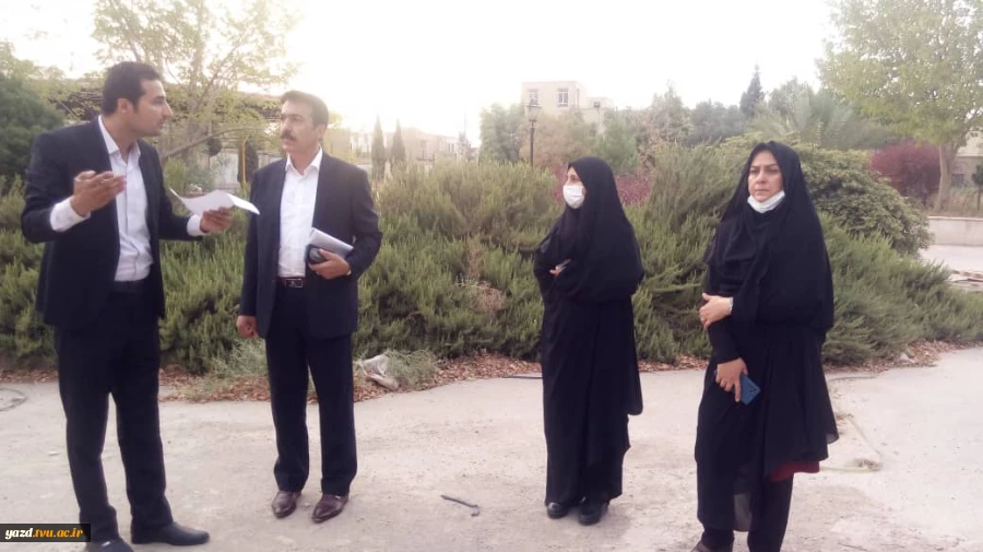 بازدید آقای زاده زکی و مهندس رفیعی مدیرکل عمرانی دانشگاه فنی کشور و آقای دکتر عندلیب رئیس دانشگاه فنی استان از دانشکده فنی دختران یزد حضرت رقیه.س.

 3