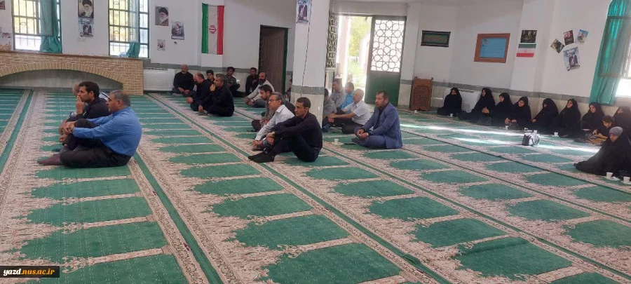 مرثیه خوانی  و قرائت زیارت عاشورا 9