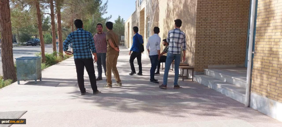 ثبت‌نام حضوری از پذیرفته‌شدگان مقطع کارشناسی وکاردانی آموزشکده فنی وحرفه ای شهید بهشتی اردکان 7