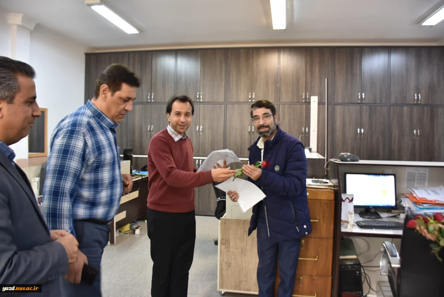 تقدیر از همکاران واحد حسابداری به مناسبت روز حسابدار 6تقدیر از همکاران واحد حسابداری به مناسبت روز حسابدار 7