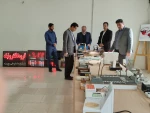 بازدید رییس آموزشکده فنی امام علی(ع)یزد از نمایشگاه دائمی دستاوردهای دانشجویی در هفته پژوهش و فناوری 4