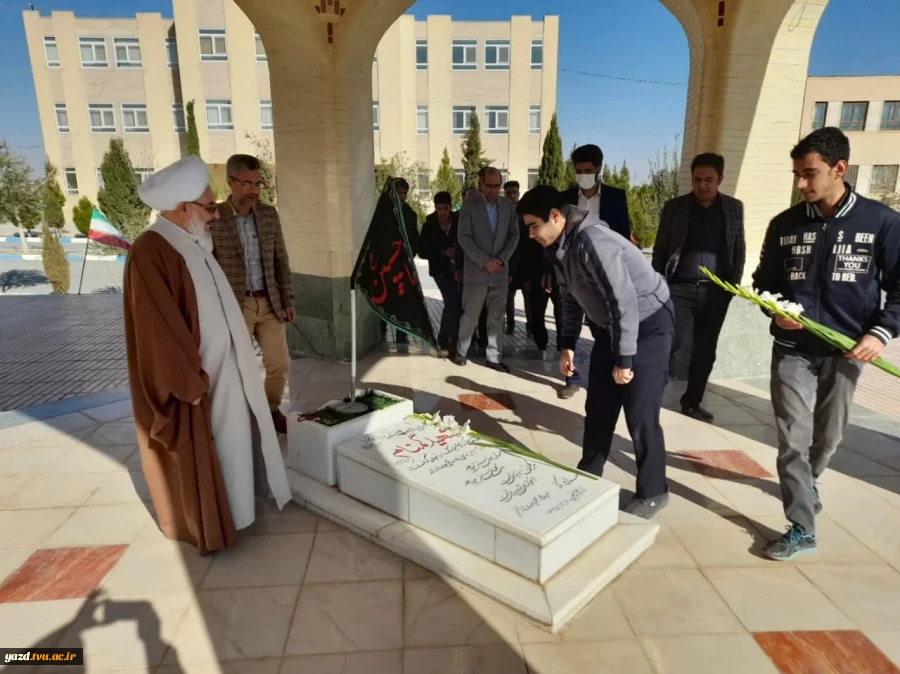 حضور امام جمعه تفت در آموزشکده فنی شهید مطهری
 2