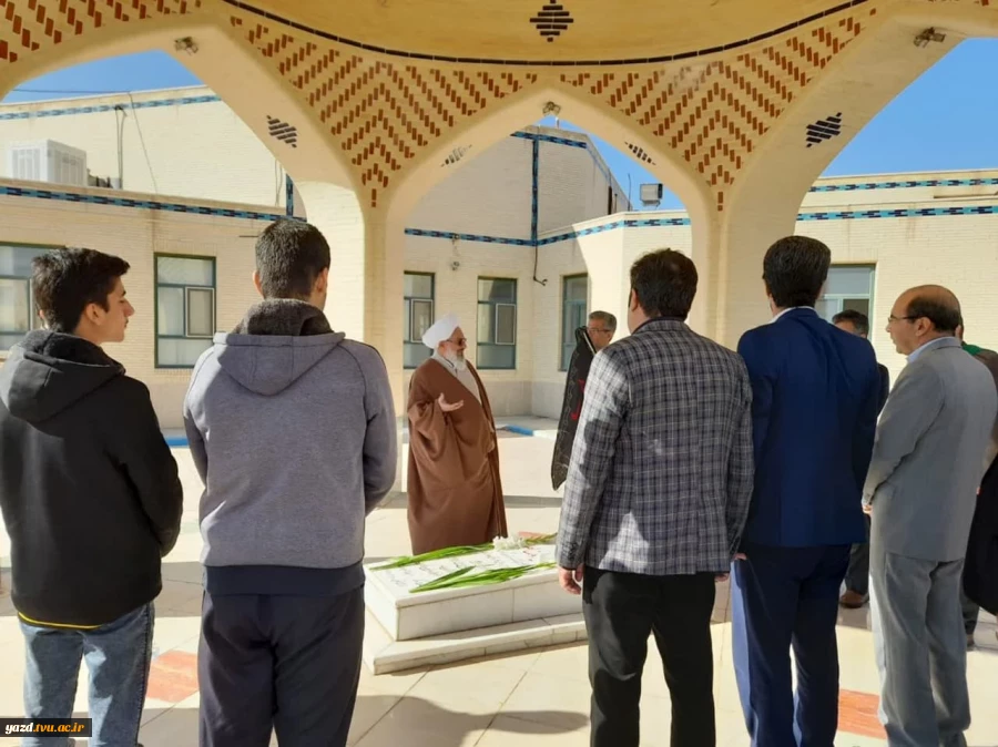 حضور امام جمعه تفت در آموزشکده فنی شهید مطهری
 3