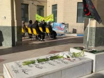 غبارروبی و عطر افشانی مزار شهید گمنام آموزشکده فنی شهید مطهری تفت 2
