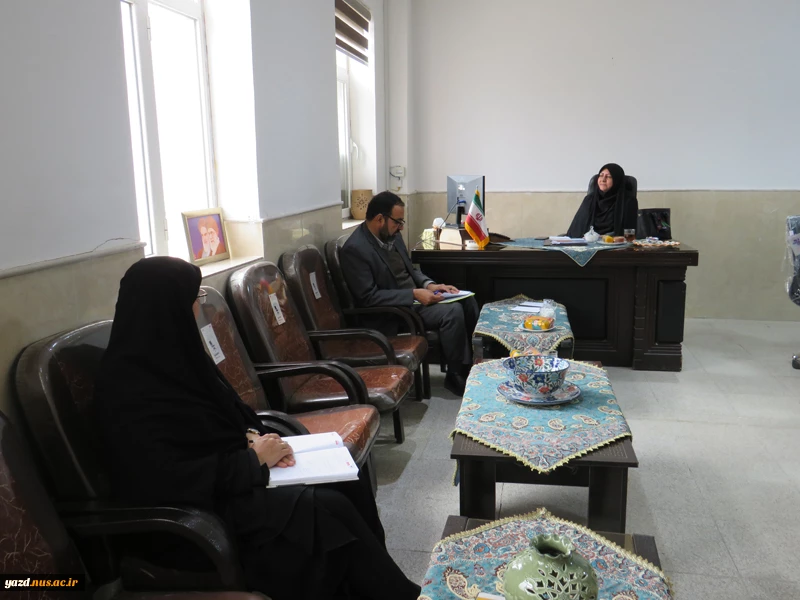 دیدار رییس آموزشکده فنی دختران میبد با رییس اداره تبلیغات اسلامی شهرستان میبد
 3