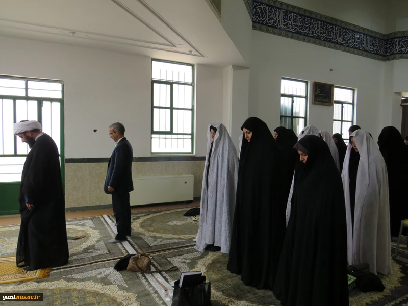 برگزاری جلسه هم اندیشی اساتید با سخنرانی دکتررضایی نماینده نهاد رهبری دانشگاه میبد
 11