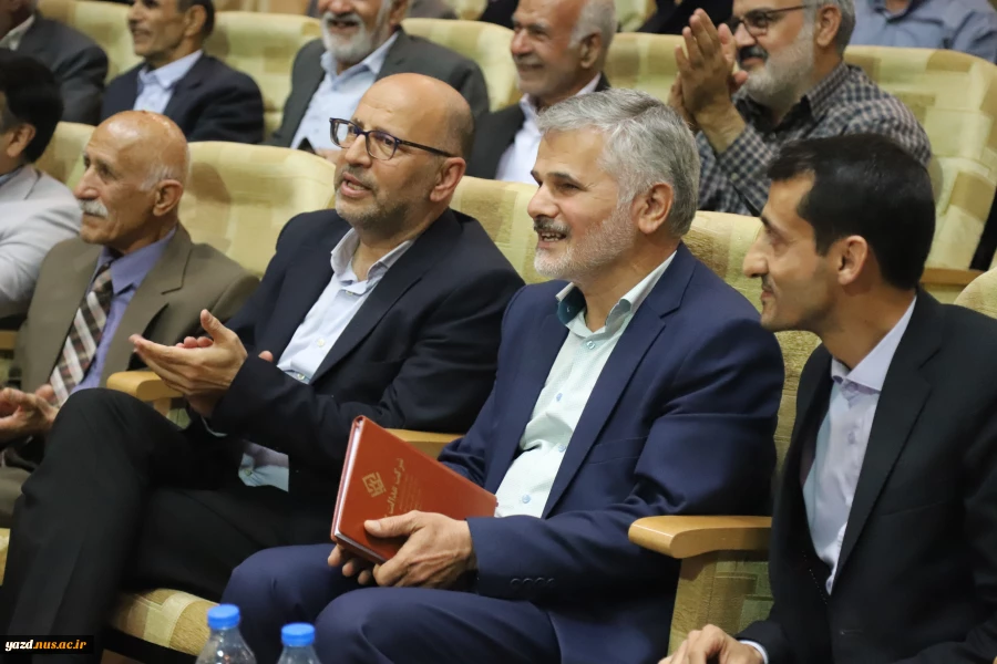 بزرگداشت مقام استاد و برگزاری جشن به همین مناسبت در آموزشکده فنی وحرفه ای شهید بهشتی اردکان  10