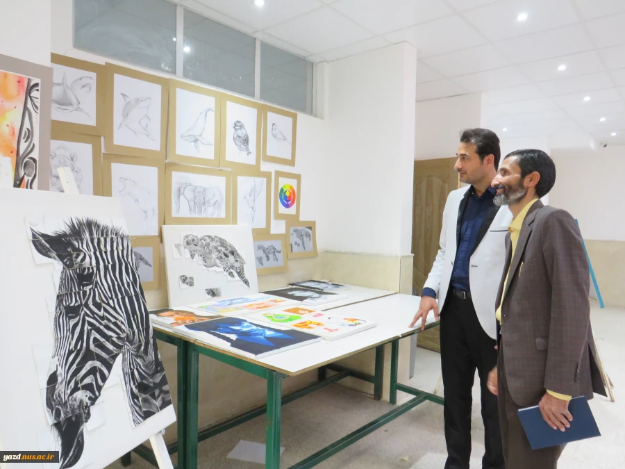 آموزشکده فنی دختران میبد میزبان معاون پژوهشی دانشگاه فنی وحرفه ای استان یزد وهیئت همراه در ژوژمان کارهای عملی دانشجویان 