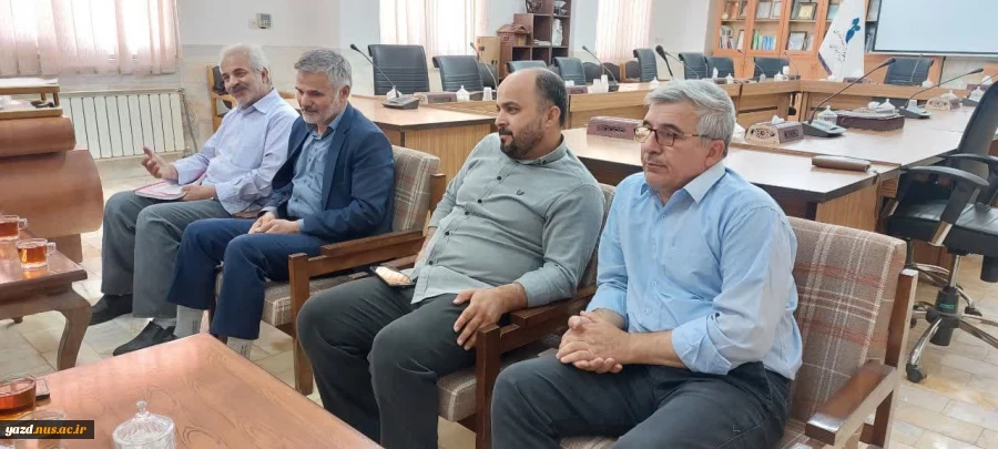برگزاری جلسه شورای تخصصی فرهنگی اجتماعی اموزشکده فنی وحرفه ای شهید بهشتی اردکان 3