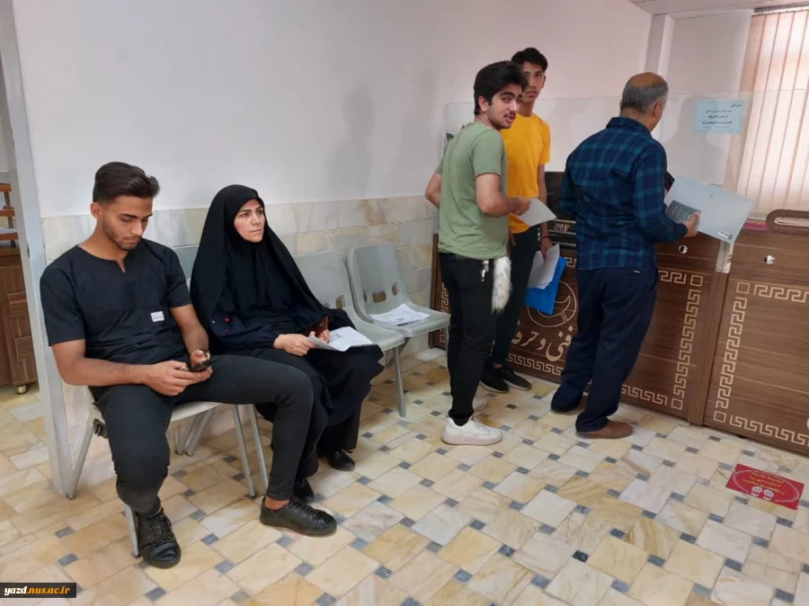ثبت نام دانشجویان جدیدالورود در آموزشکده فنی وحرفه ای شهید بهشتی اردکان 16