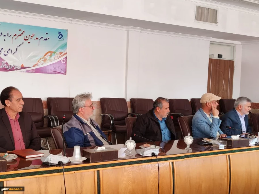 مراسم تجلیل از ایثارگران دانشگاه فنی و حرفه ای استان یزد 12