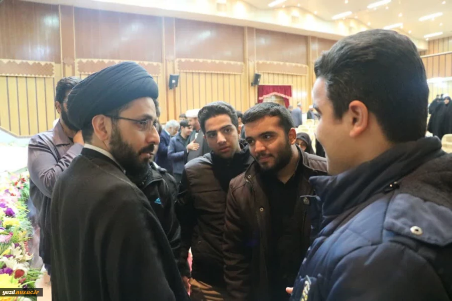 برگزاری نشست روشنگری در آموزشکده فنی وحرفه ای شهید بهشتی اردکان به مناسبت روز دانشجو 14