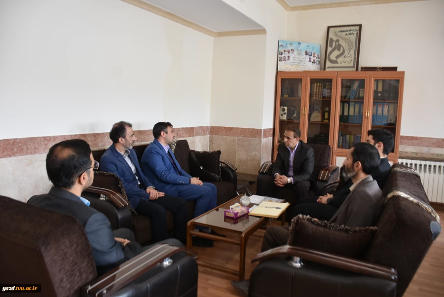 برگزاری نشست مشترک با نمایندگان سازمان انرژی اتمی ایران - استان یزد 2