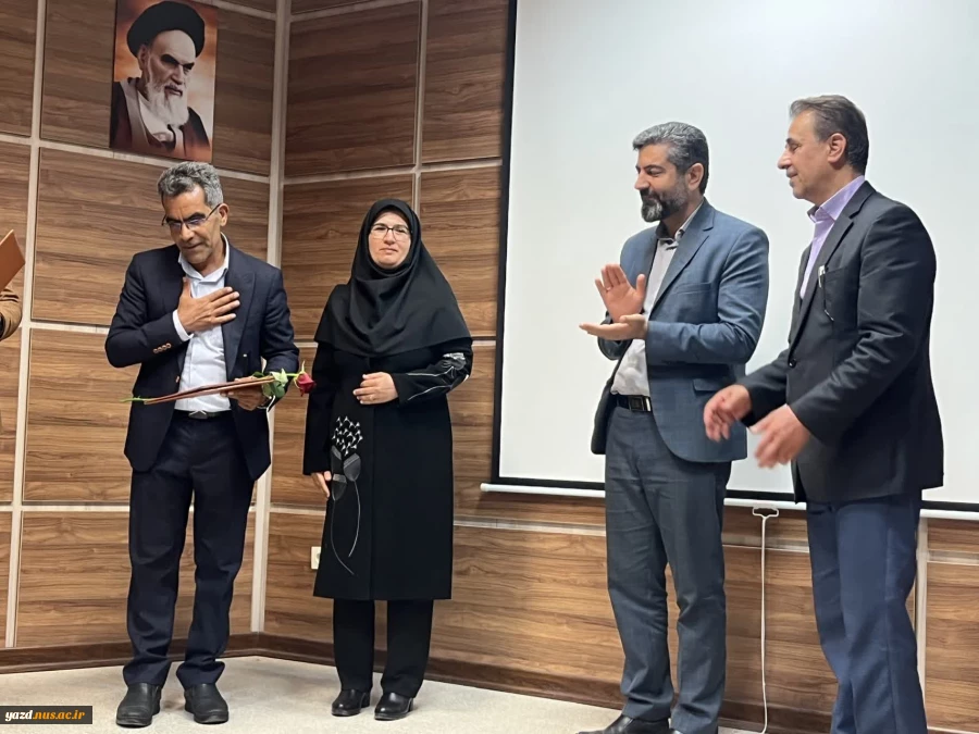 برگزاری مراسم بزرگداشت روز معلم و تجلیل از مقام استاد در دانشگاه فنی و حرفه‌ای استان یزد  4