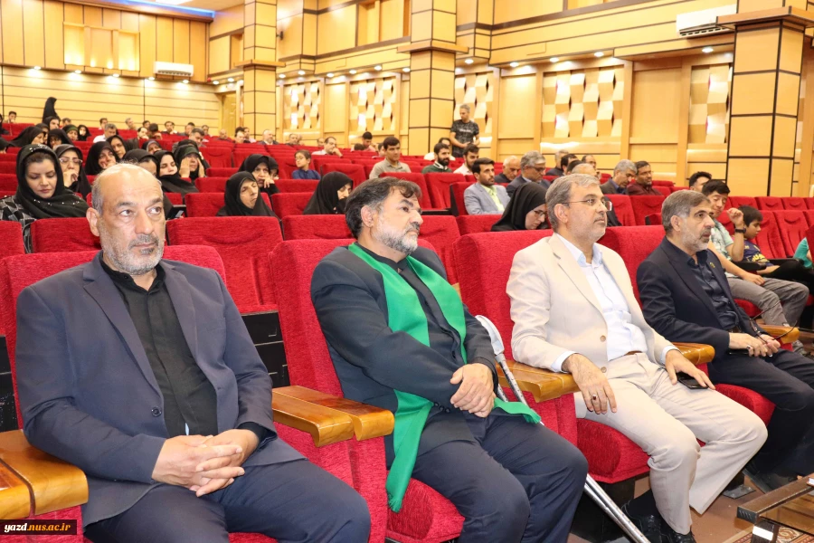 مشاور تولیت آستان قدس رضوی در آموزشکده فنی امام علی (ع) یزد:
شهید رئیسی روشی جدید از مدیریت کلان با روحیه خدمت به خلق را ارائه کرد. 2