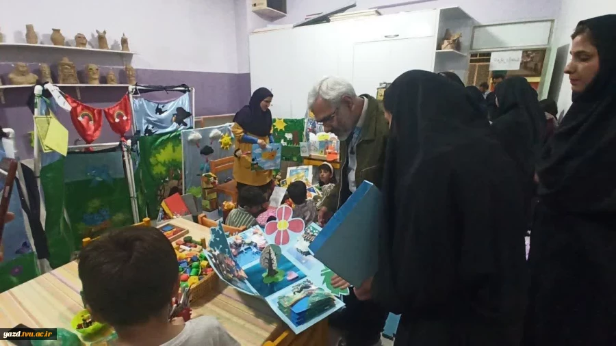 اولین رویداد فرهنگی تربیتی کودک با معرفی شبکه مردمی آینده سازان پرورش کودک (شاپرک) در سالن آمفی تئاتر آموزشکده فنی دختران یزد
 5