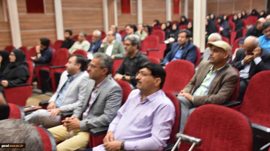 گردهمایی مدیران و مشاوران هنرستان های فنی و حرفه ای و کاردانش استان یزد در دانشگاه ملی مهارت استان  5