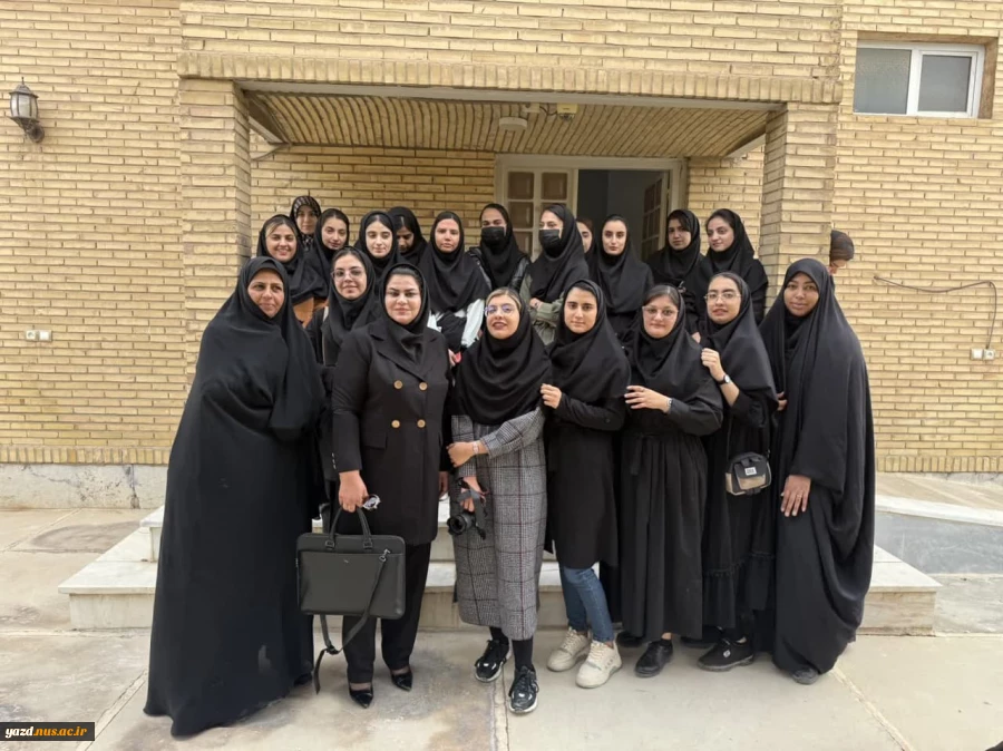 بازدید دانشجویان دانشگاه ملی مهارت ـ واحد دختران میبد از دفتر خبرگزاری ایرنا
 3