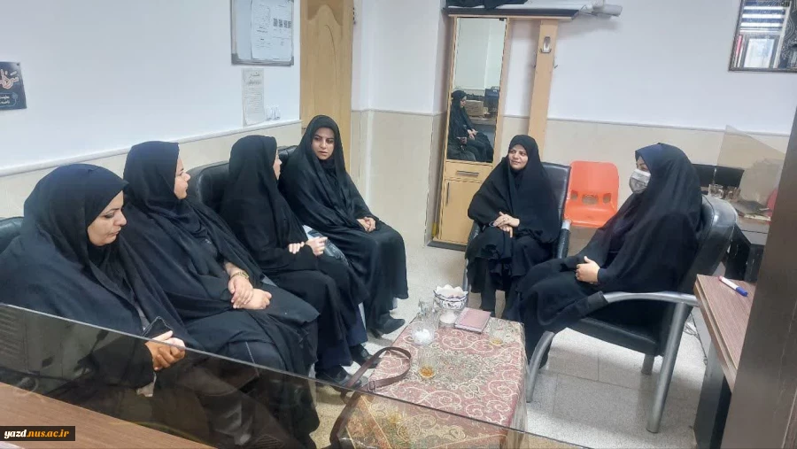 برگزاری جلسه واحد دانشجویی با سرپرستان خوابگاه شقایق واحد دختران میبد
 4