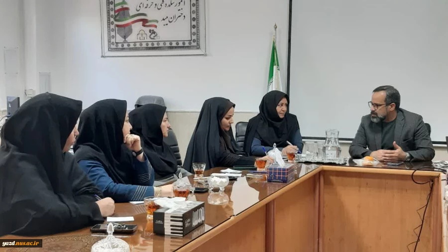 برگزاری جلسه شورای آموزشی در آموزشکده ملی مهارت دختران میبد
 3