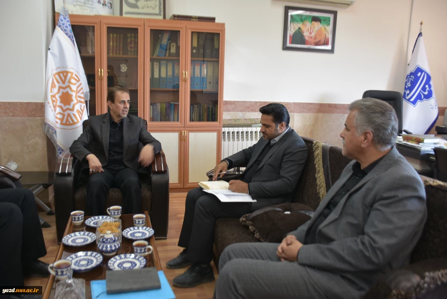 دیدار رئیس دانشگاه ملی مهارت واحد استان یزد با فرماندار و رئیس آموزش و پرورش شهرستان تفت 3