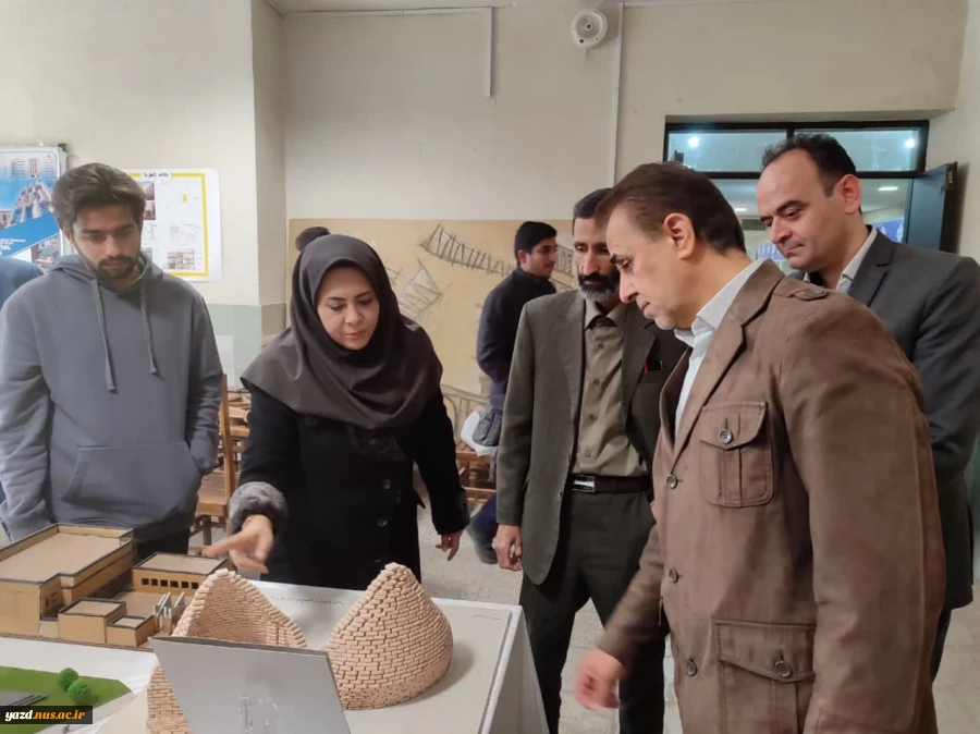 افتتاح نمایشگاه دستاوردهای دانشجویان دانشگاه ملی مهارت استان یزد 4