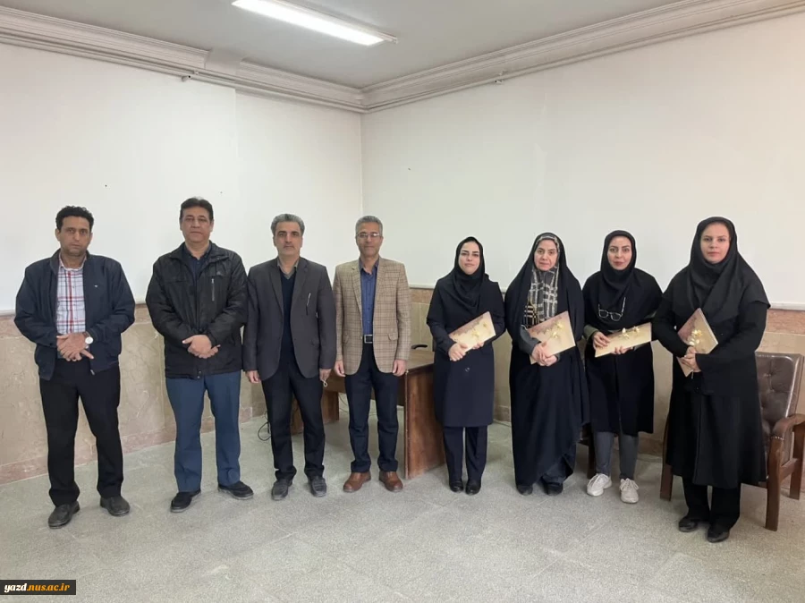 تجلیل از بانوان همکار در آموزشکده امام علی (ع) یزد
 2