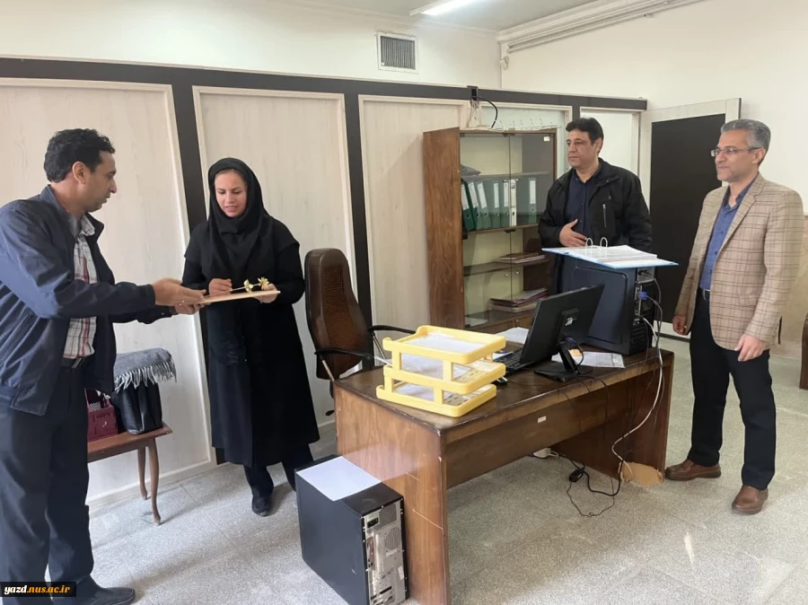 تجلیل از بانوان همکار در آموزشکده امام علی (ع) یزد
 3